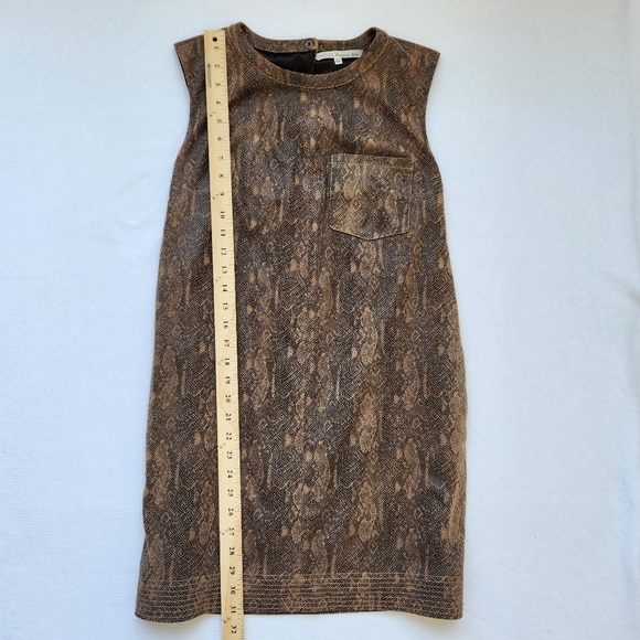 Edgy Snakeskin Print Mini Shift Dress Brown Sleeveless Soft Comfy Trendy Cute XS - Picture 15 of 16